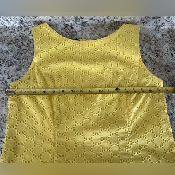 Talbots Yellow Eyelet Dress Size 8 - Picture 11 of 11